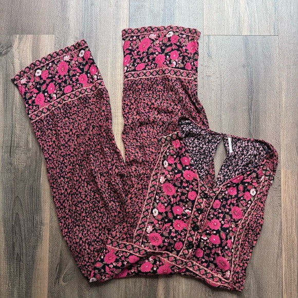 Free People Floral Boho Jumpsuit Cullotte Cut size XS - Picture 3 of 7